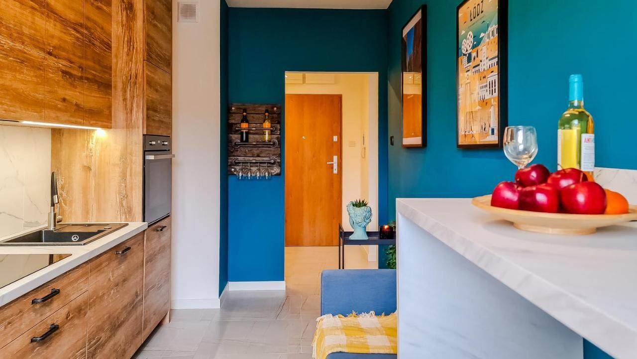 Przyfabryczny Ksiezy Mlyn - Bezplatny Garaz - Klimatyzacja - Fv Apartment