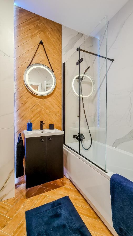 Apartment Przyfabryczny Ksiezy Mlyn - Bezplatny Garaz - Klimatyzacja - Fv Łódź
